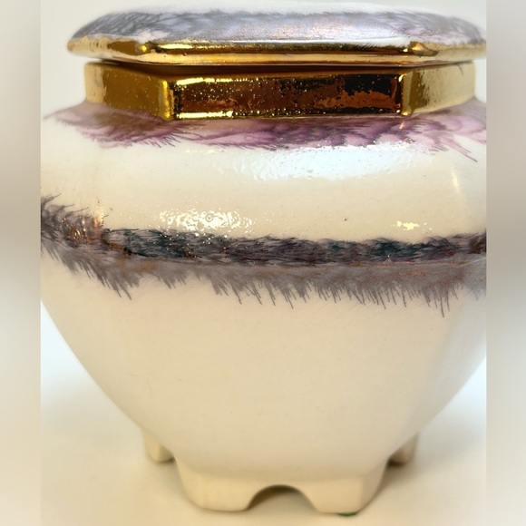 Cherish Porcelain vanity container or dresser box. Art nouveau style. - Picture 4 of 12